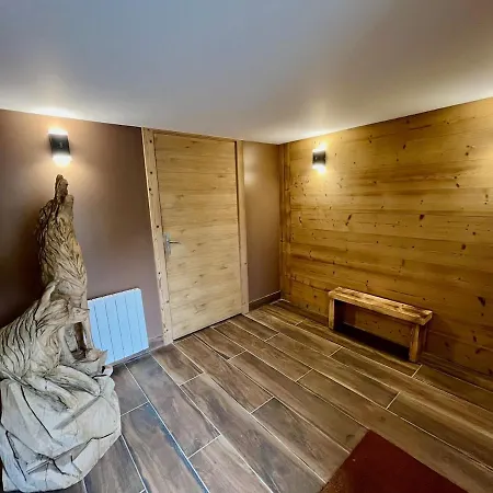 Au Pied Des Pistes Confort Pour 6 Avec Terrasse Apartmán *